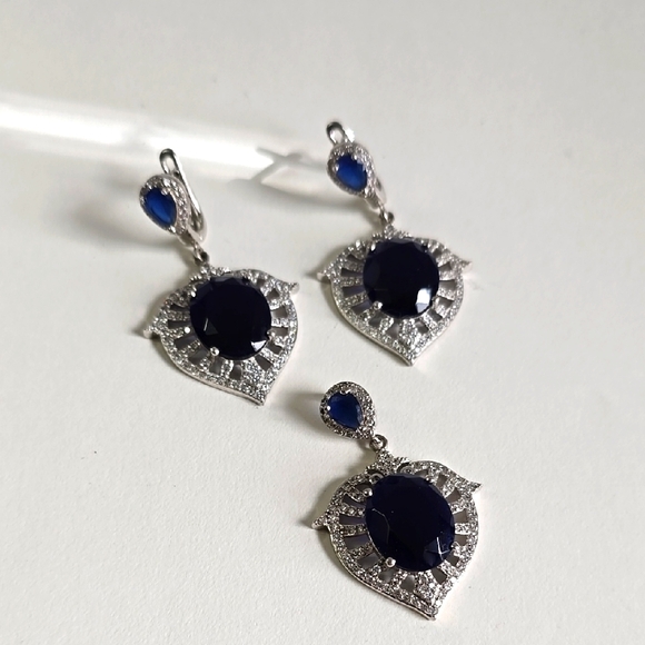 Elegant Sterling Silver 925 Sapphire Necklace and Earrings Set - Picture 1 of 8
